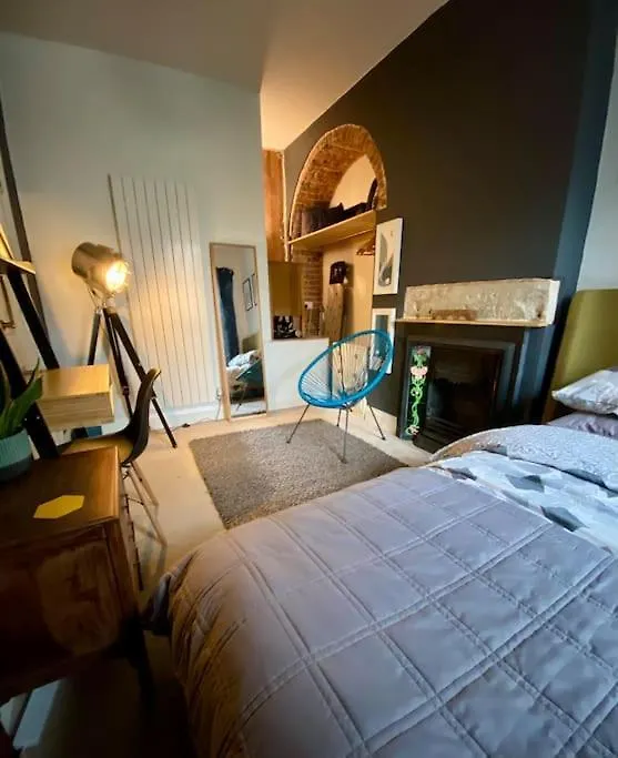 Holiday home Character Property In Central Halifax